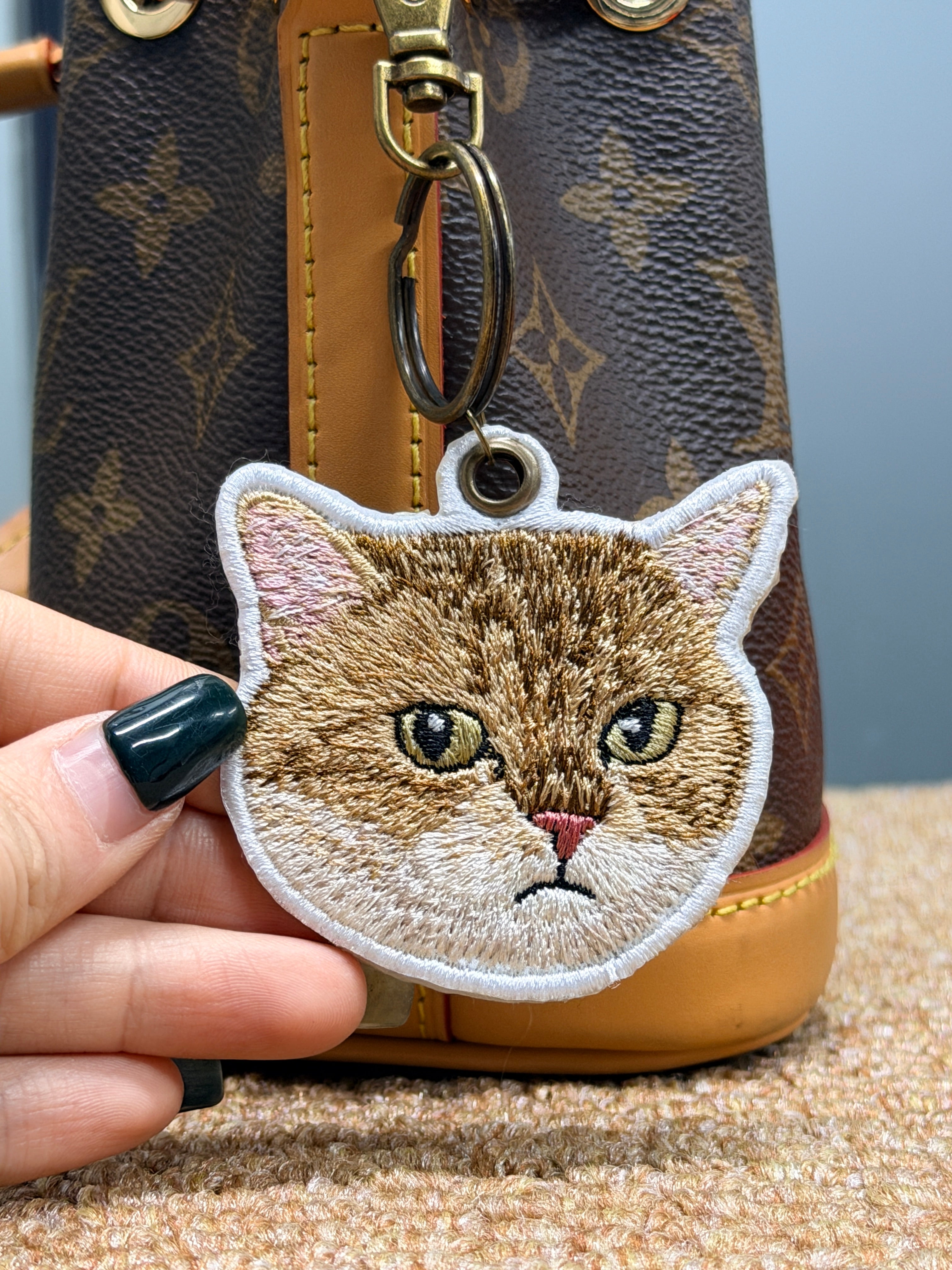 Custom Pet Portrait Embroidery Keychain🧵🐾