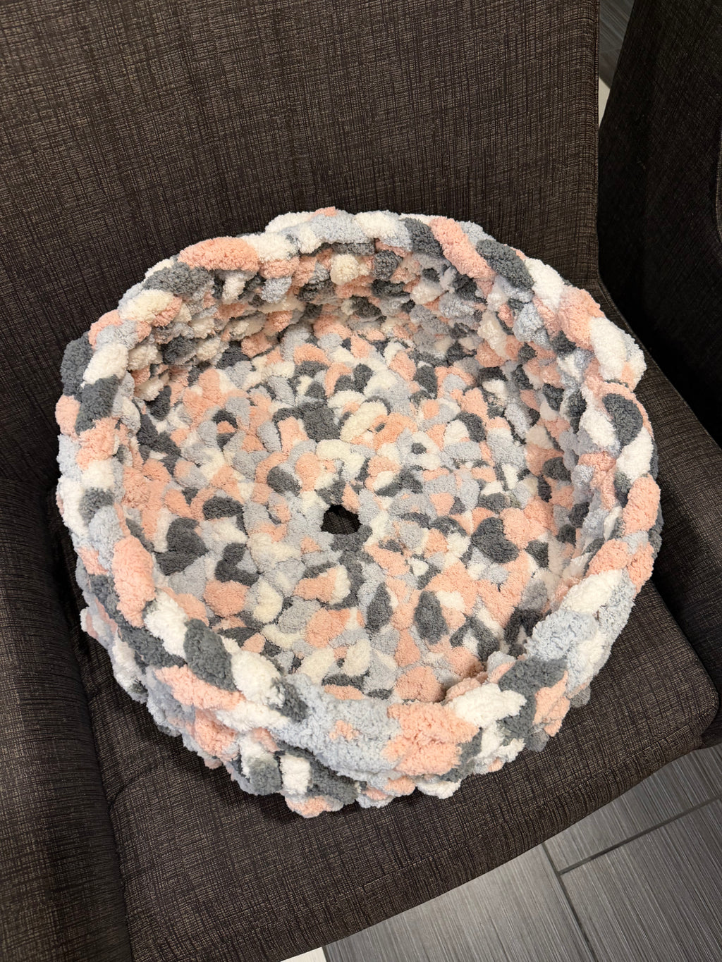 Handmade Plush Crochet Cat/ Mini Dog Bed 🐾
